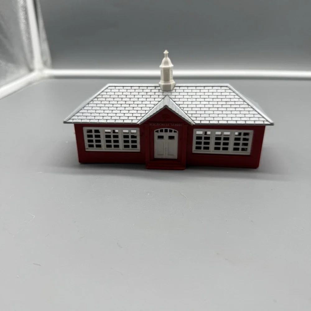 Vintage Bachmann Plasticville School Building Red White Model Train Layout O/S
